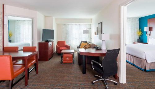 Two-Bedroom Suite