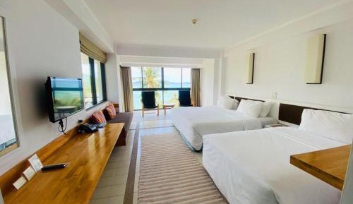 Triple Room with View