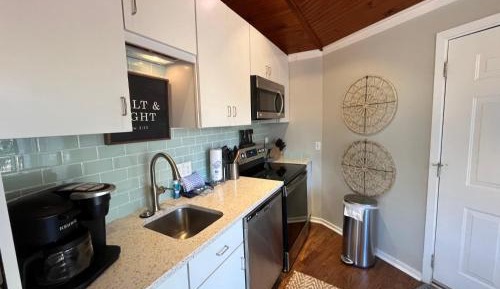 One-Bedroom Holiday Home