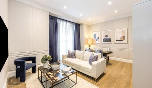 Two-Bedroom Deluxe Apartment
