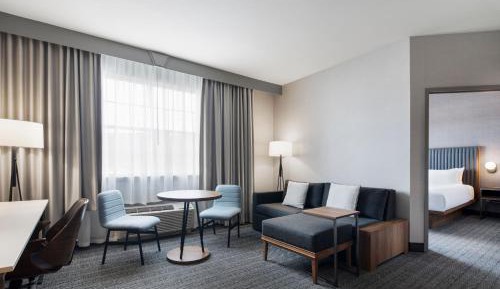 One-Bedroom Suite with Harbor View