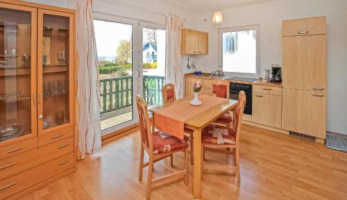 One-Bedroom Holiday Home
