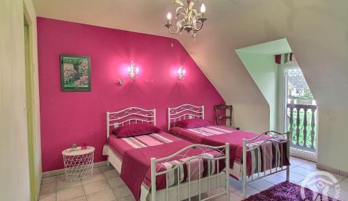 Deluxe Room 2