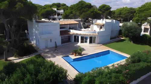 Villa with Sea View