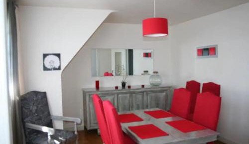 Three-Bedroom Superior Apartment