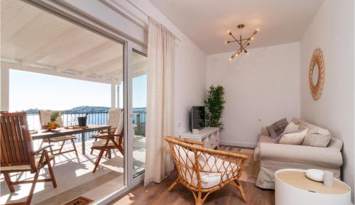 Four-Bedroom Holiday Home