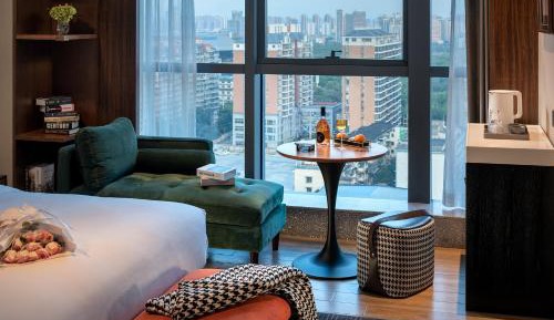 Superior King Room