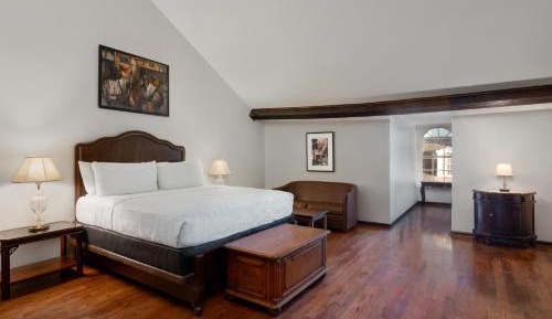 King Suite