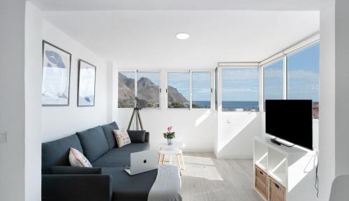 Superior One-Bedroom Apartment with Balcony