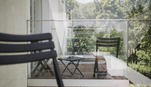 Suite with Lake View - Annex – 492 feet from the main building