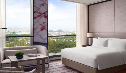 Premier King Room with Gusu View