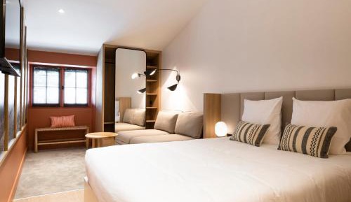 Double Room with Sofa Bed (4 Adults)