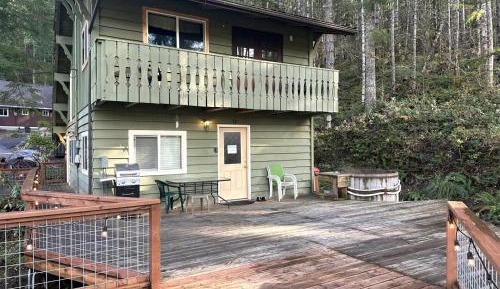Two-Bedroom Holiday Home