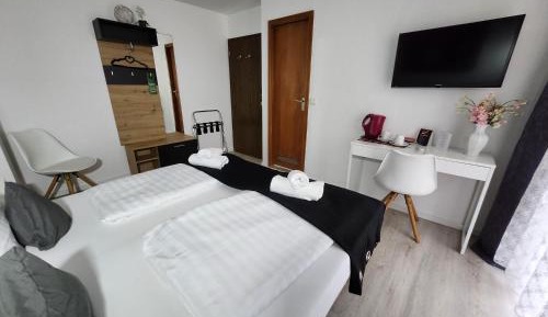 Economy Double Room