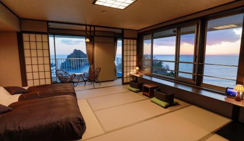 Superior Twin Room with Sea View