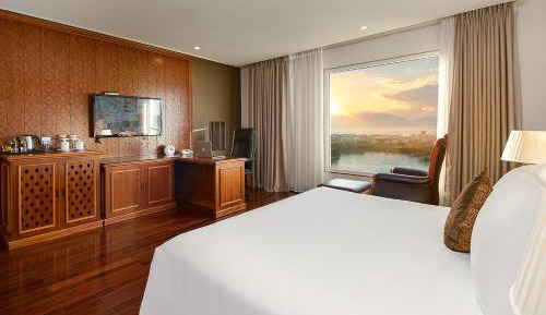 Three-Bedroom Apartment with Park View