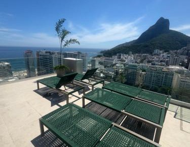 One-Bedroom Premium Apartment with Ocean View