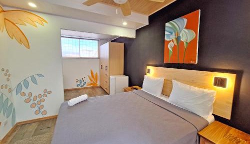 Standard Queen Room