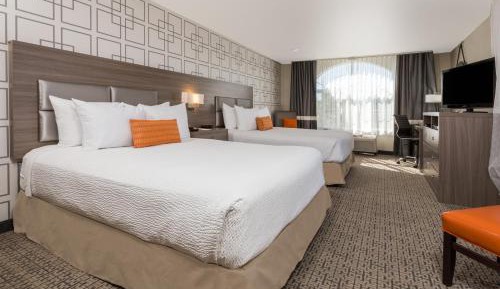 2 Queen Beds, Kitchen Studio, Non-Smoking