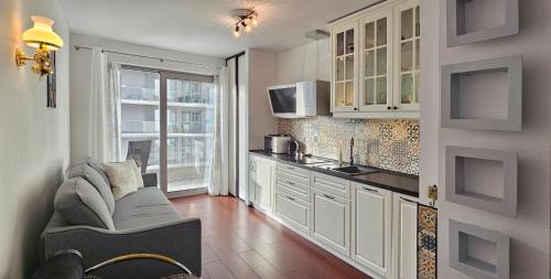 One-Bedroom Apartment with Balcony