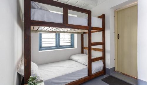 Mixed Dormitory Room