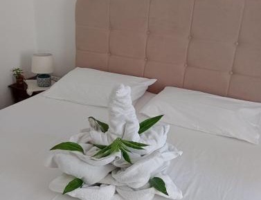 One-Bedroom Apartment with Garden