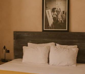 Deluxe King Suite