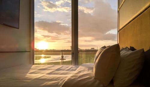 Aero View Room