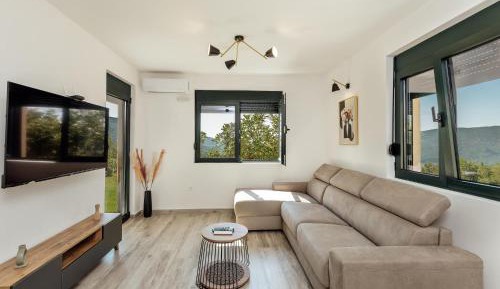Four-Bedroom Holiday Home