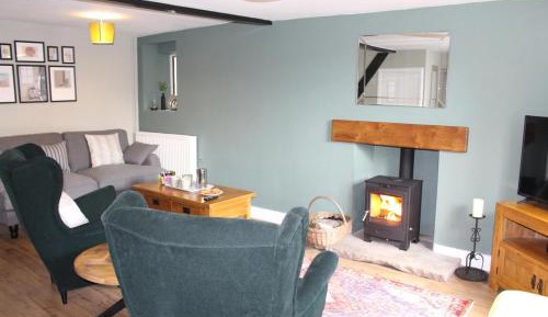 Three-Bedroom Holiday Home 