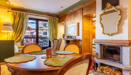 One-Bedroom Apartment with Balcony and Mountain View  