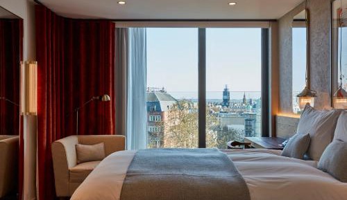 Premium Queen Room