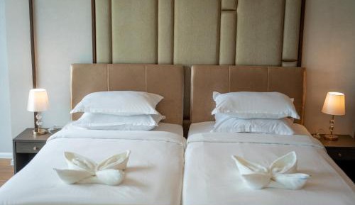 Deluxe Twin Room with Sea View
