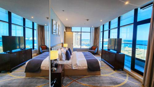 Two-Bedroom Royal Suite
