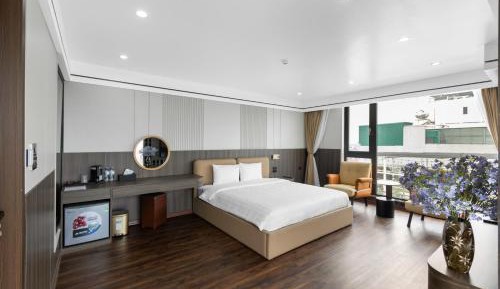 King Room with Lake View