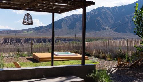 Double or Twin Room with Mountain View