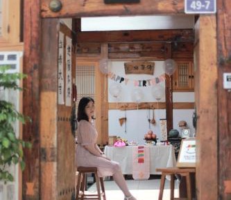 Korean-Style Single Room