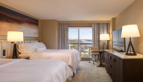 Harbor View, Guest Room, 2 Queen, High Floor