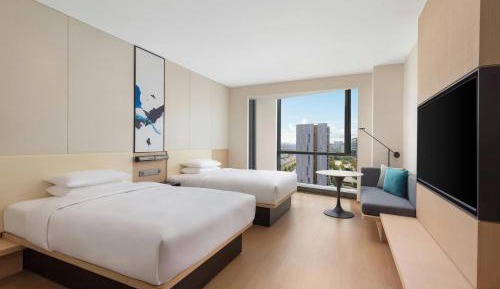 Superior Room with Two Double Beds and City View