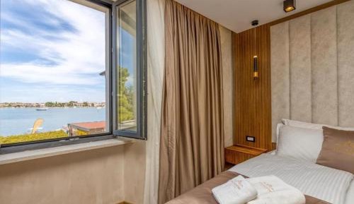 Deluxe Double Room with Sea View