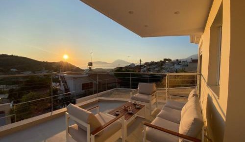 Quadruple Room with Terrace