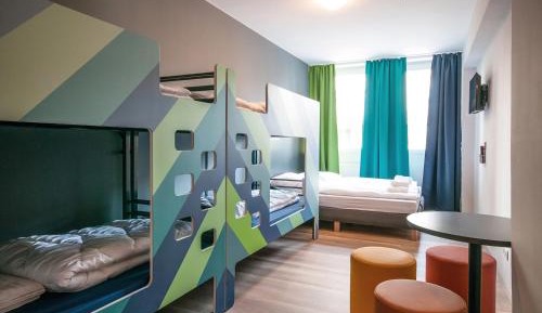 Six-Bed Room
