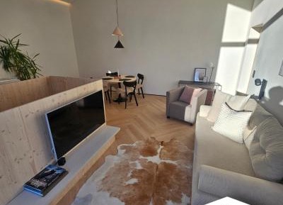 Apartment - Split Level