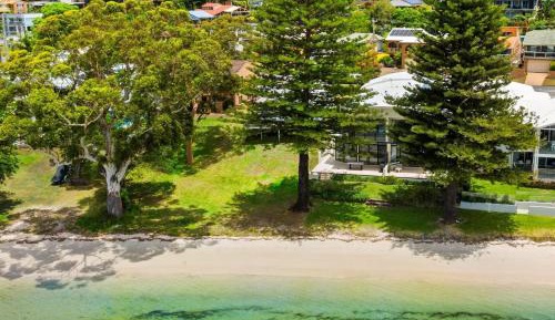 Four-Bedroom Holiday Home