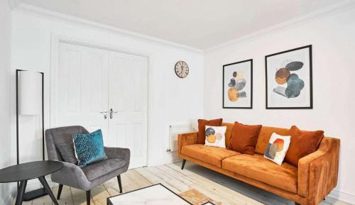 Four-Bedroom Holiday Home