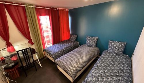 Three-Bedroom Apartment with Balcony