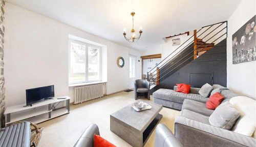 Three-Bedroom Holiday Home 