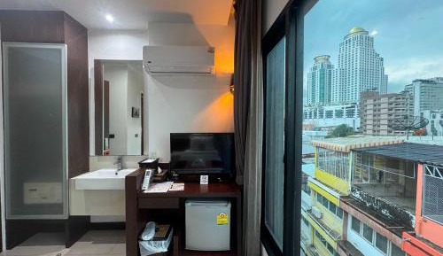 Deluxe Single Room