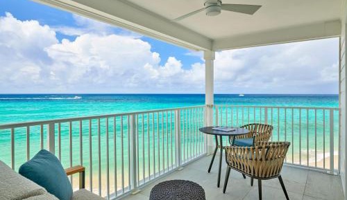 Oceanfront King, Guest room, 1 King, Sofa bed, Oceanfront (Hearing Accessible)