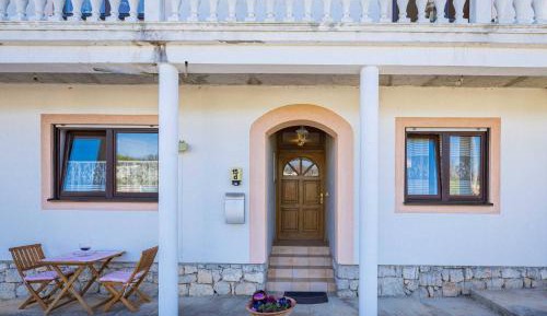 Two Bedroom Apartment 